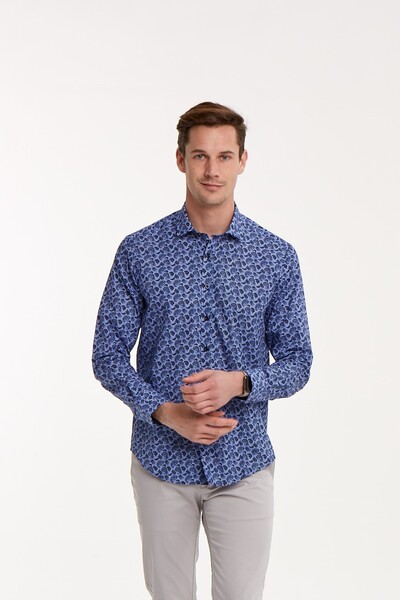 VOLTAJ - Синяя приталенная мужская рубашка из хлопка с узором пейсли