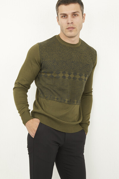 Трикотажный свитер цвета хаки с круглым вырезом и узором - Thumbnail