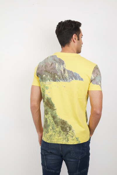 Мужская футболка с круглым вырезом и принтом Горы и Море - Thumbnail
