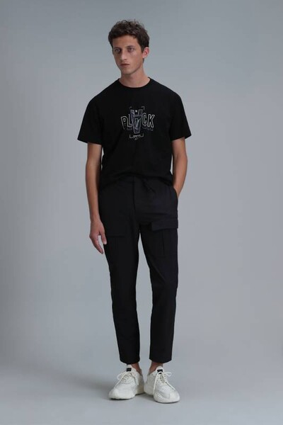 Adrian Modern Graphic T-Shirt Black - 4