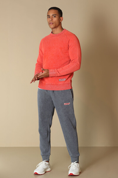 Amor Crew Neck Men's Sweatshirt - 21