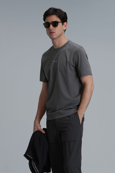 Antony Modern Graphic T-Shirt Green - 3
