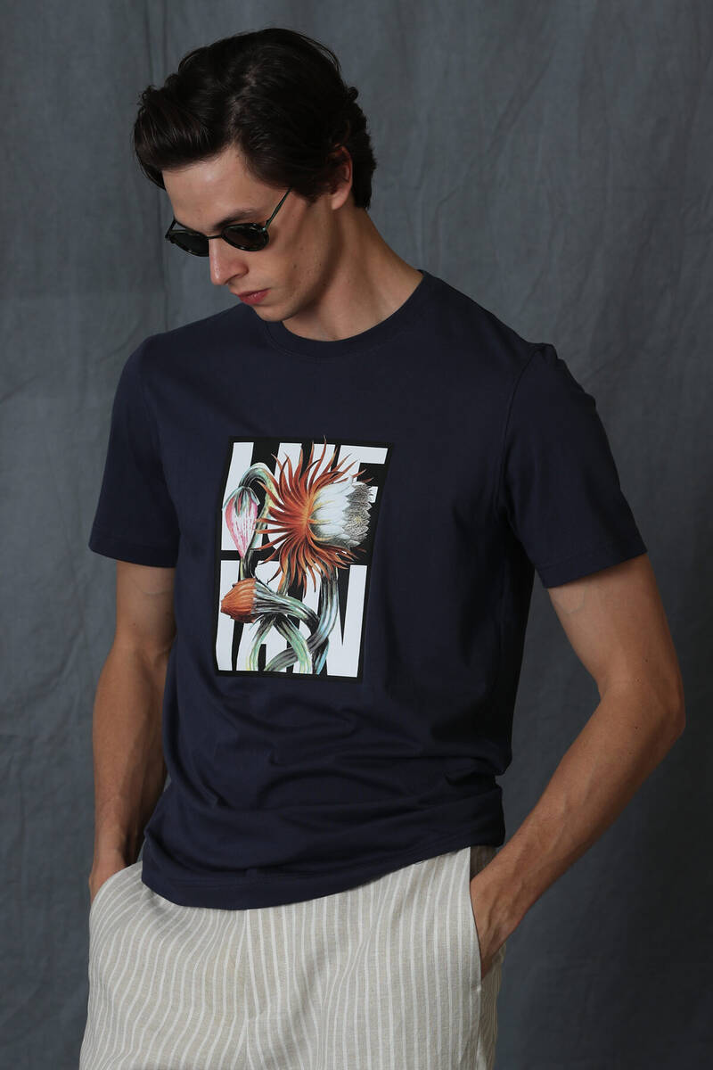 Blake Modern Grafik T-Shirt - 2