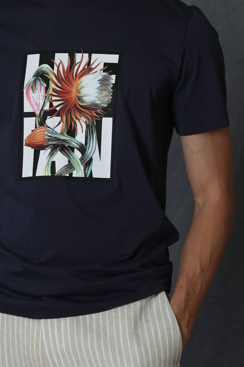 Blake Modern Grafik T-Shirt - 3