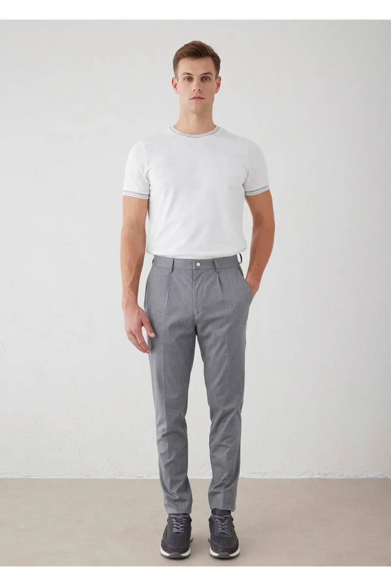 Bohoo Gri Renk Pileli Chino Pantolon - 1