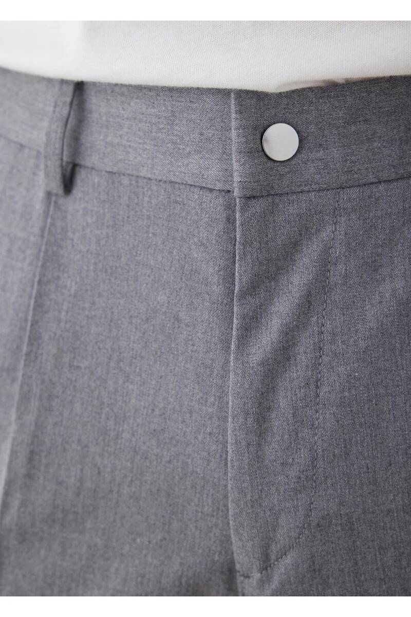 Bohoo Gri Renk Pileli Chino Pantolon - 3