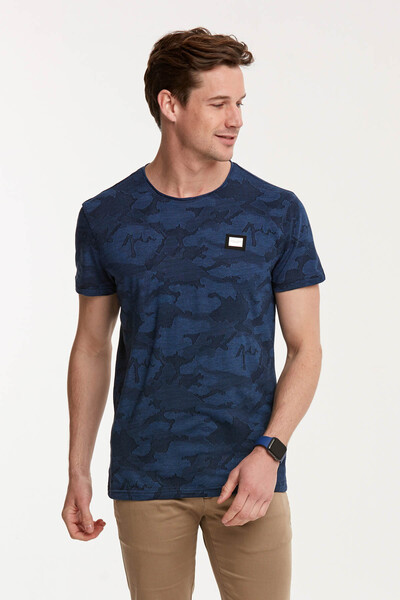 Camouflage Patterned Sausage Collar Men's T-Shirt - Thumbnail