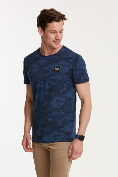 Camouflage Patterned Sausage Collar Men's T-Shirt - Thumbnail