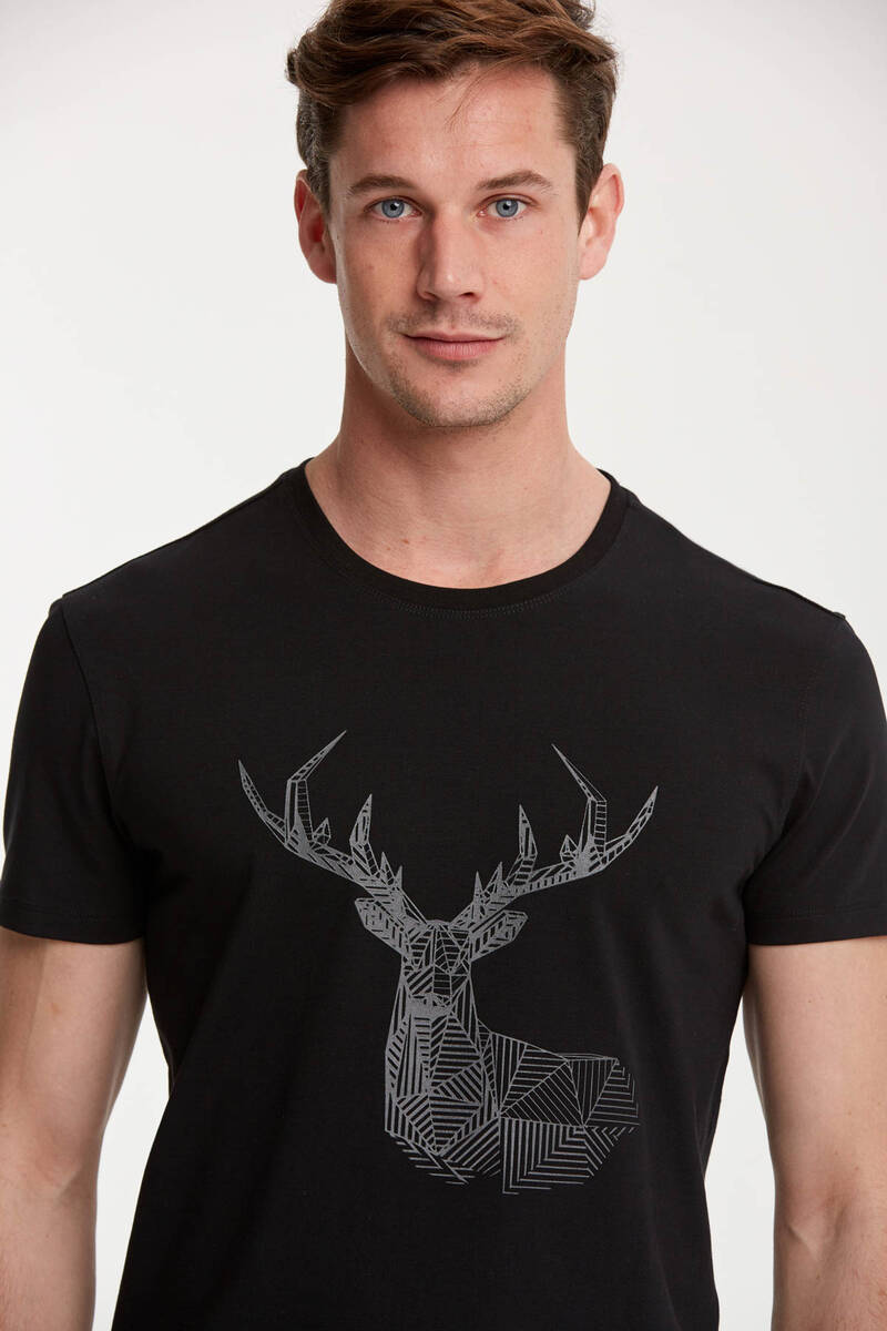 Deer Printed Round Neck Men's T-Shirt