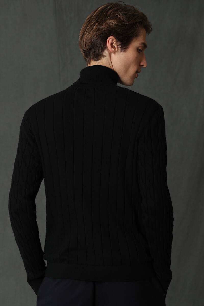 Denı Men's Sweater Black