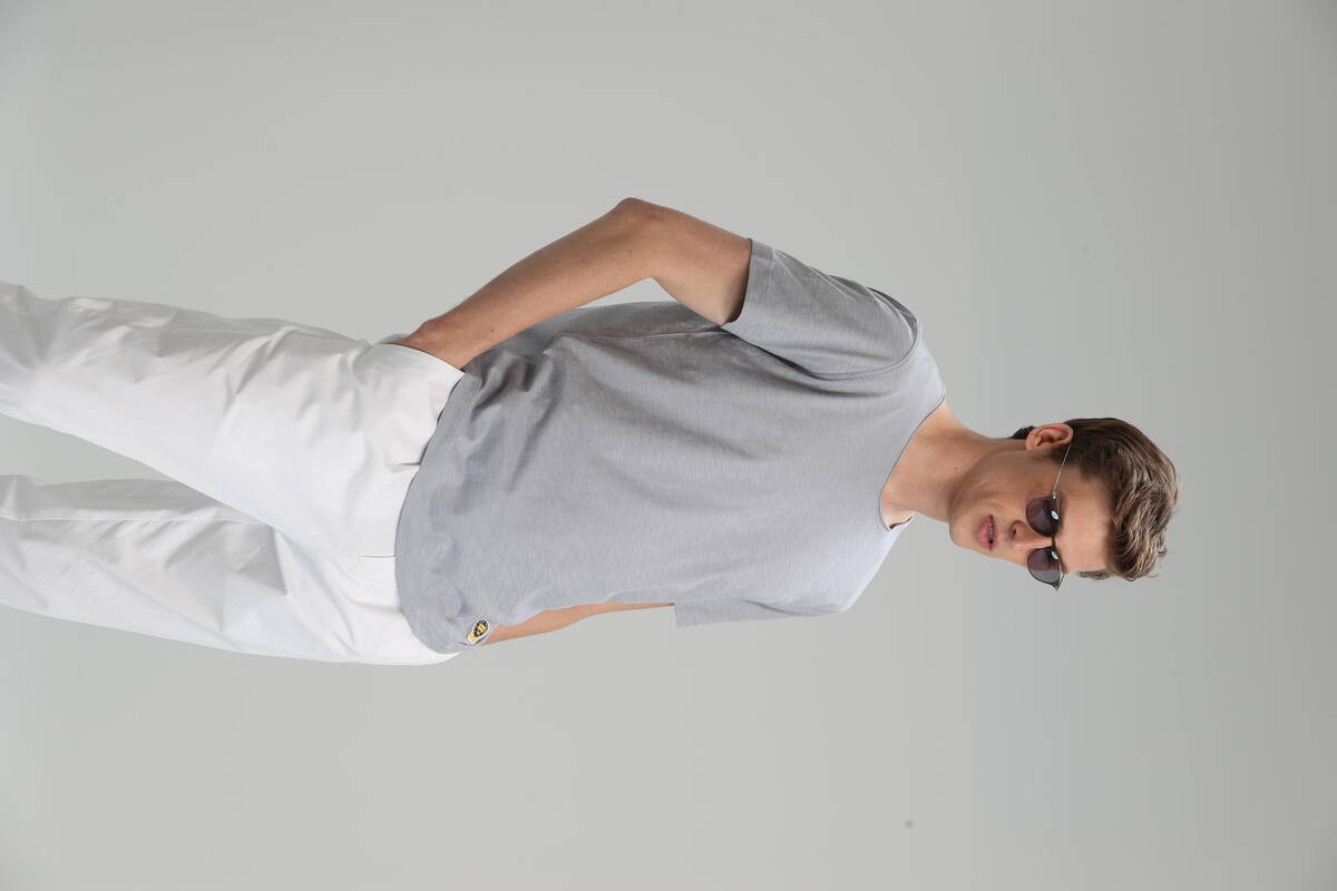 Junya Modern Grafik Bisiklet Yaka Erkek T-Shirt Açık Gri - 1