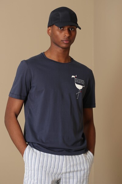 Kartago Men's Graphic Basic T-Shirt - Thumbnail
