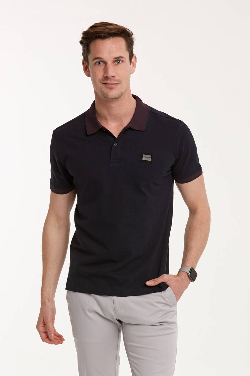 Men's Polo Collar T-Shirt with Different Color Metal Coat and Collar