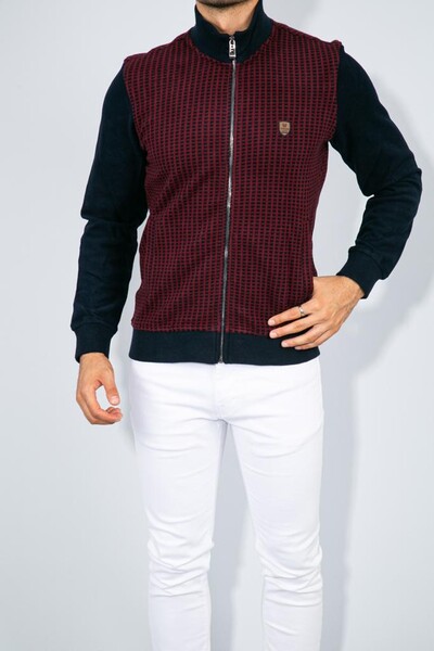 VOLTAJ - Men's Sweatshirt with Zipper Coat of Arms and Pockets (1)