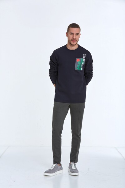 VOLTAJ - Men's Sweatshirt with Zippered Stripe Coat of Arms and Pockets