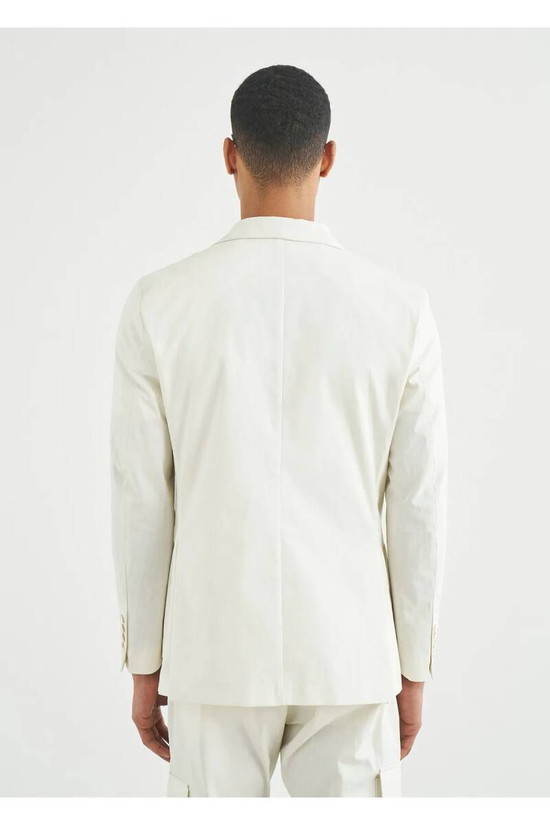 Mora Off-White Цветной пиджак с карманами и деталями - 6