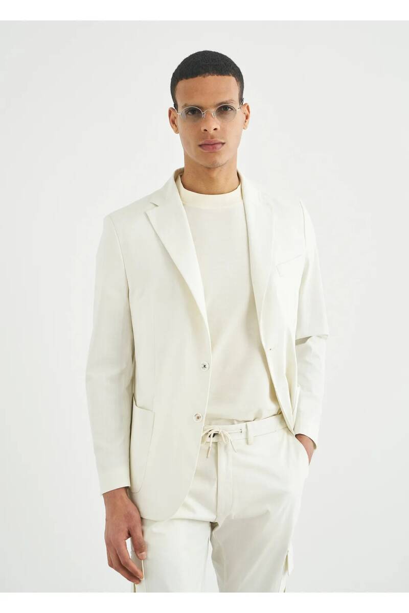 Mora Off-White Color Pocket Detailed Blazer Jacket - 1