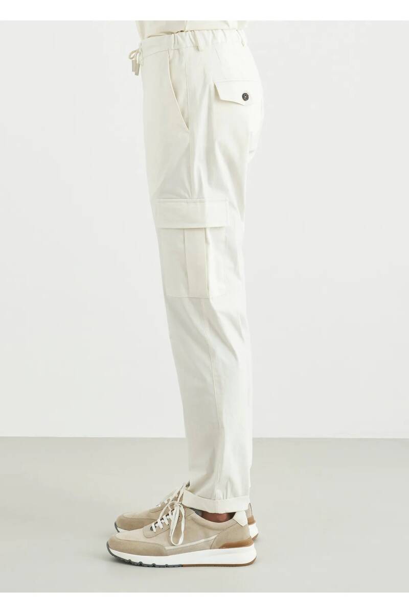 Moria Off White Color Cargo Pants - 3