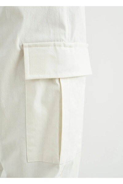 Moria Off White Color Cargo Pants - 5