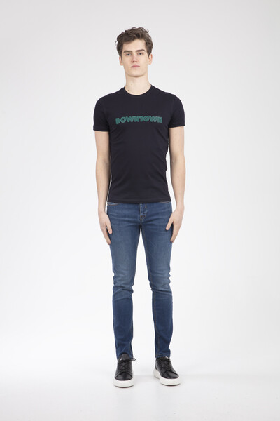 VOLTAJ - Мужская футболка с круглым вырезом и принтом DOWNTOWN (1)