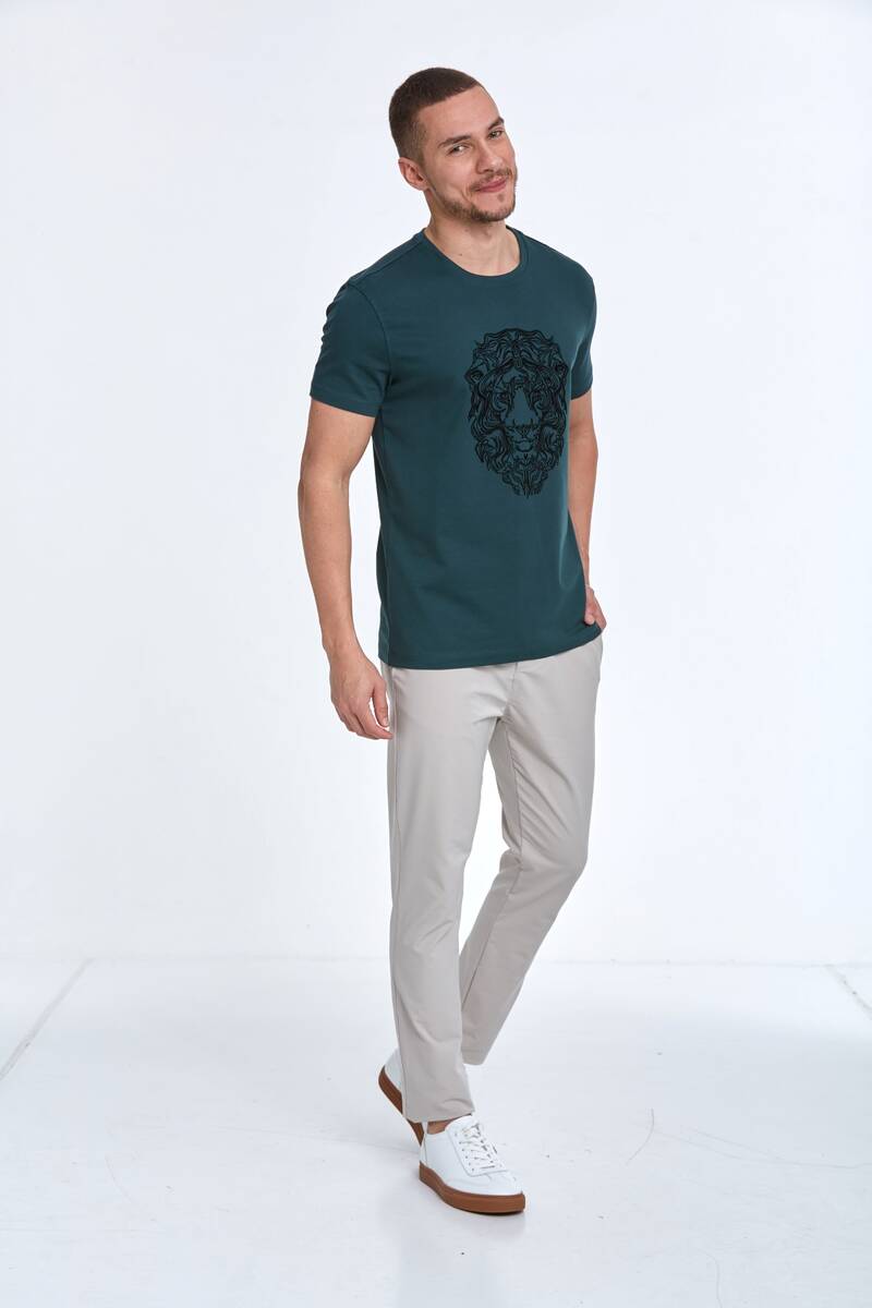 Мужская футболка с круглым вырезом и принтом льва