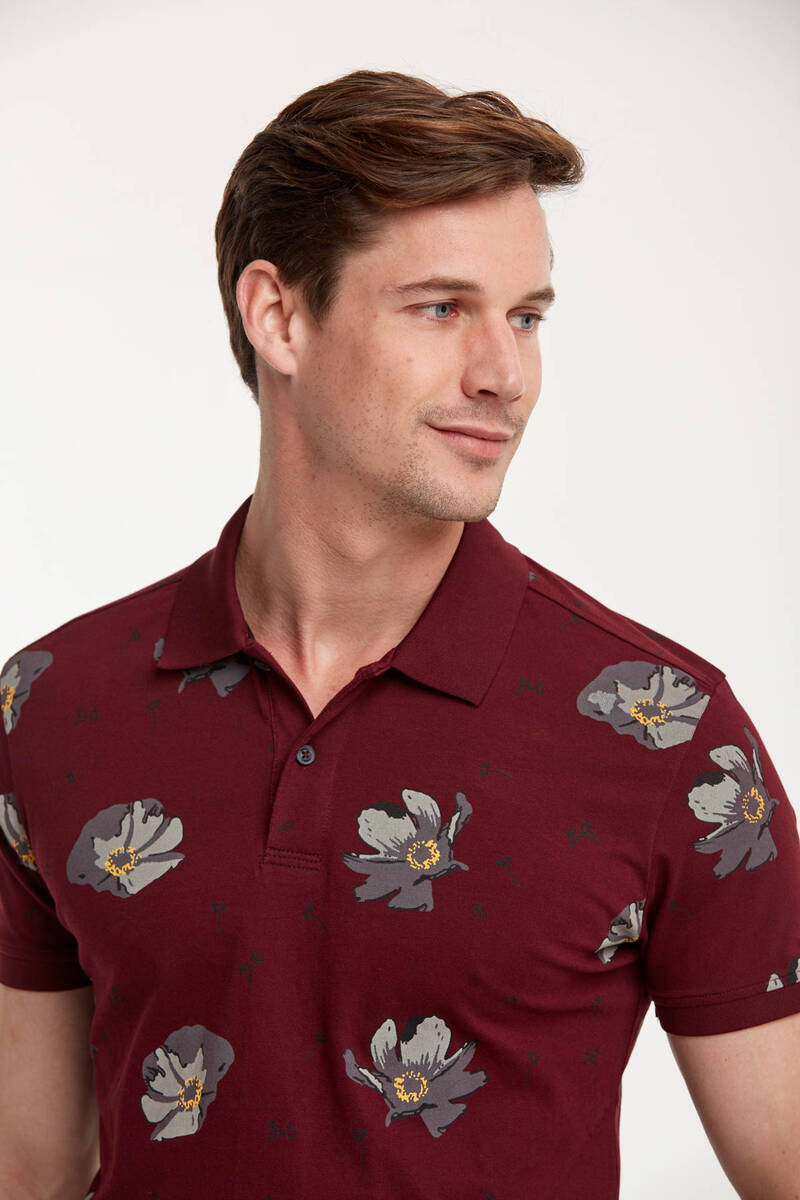 Мужская футболка с воротником-поло и цветочным узором