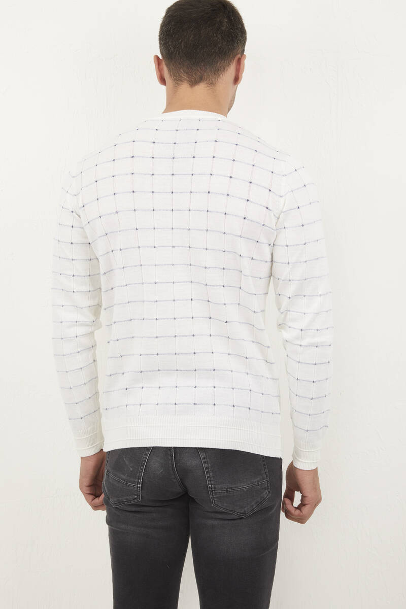 Round Neck Checked Knitwear Sweater