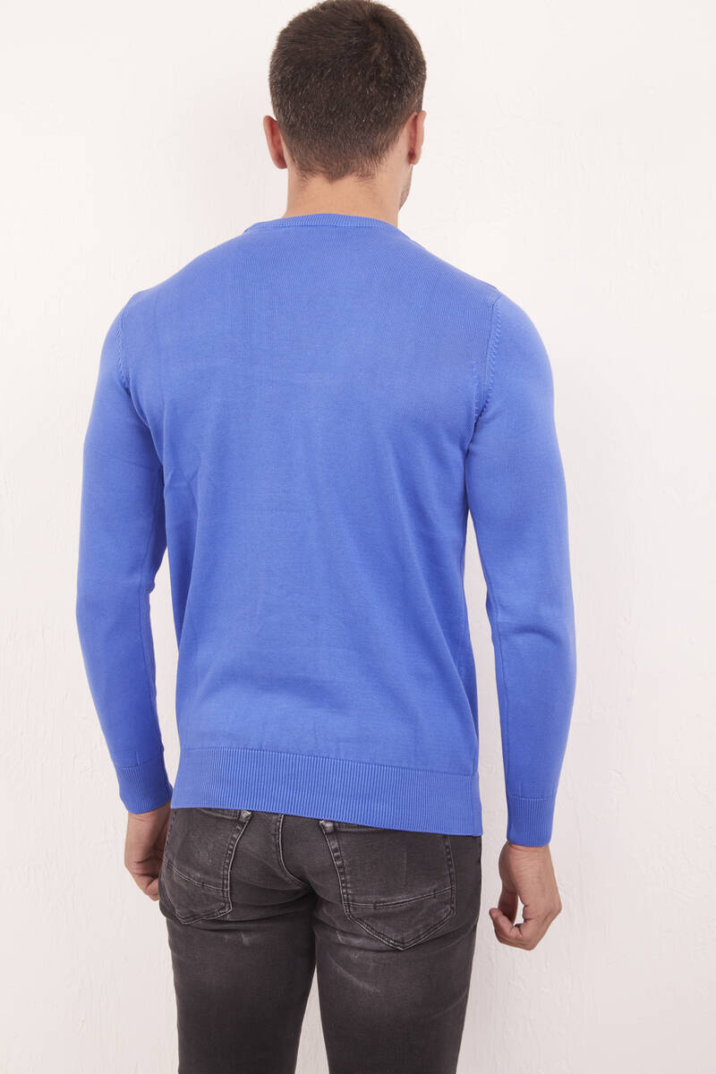 Round Neck Cotton Piece Dye Knitwear Sweater