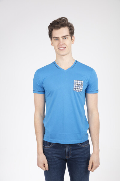 VOLTAJ - Синяя мужская футболка с карманом и V-образным вырезом (1)