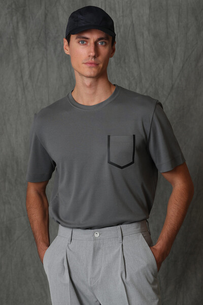 Sirius Modern Graphic T-Shirt Green - 4
