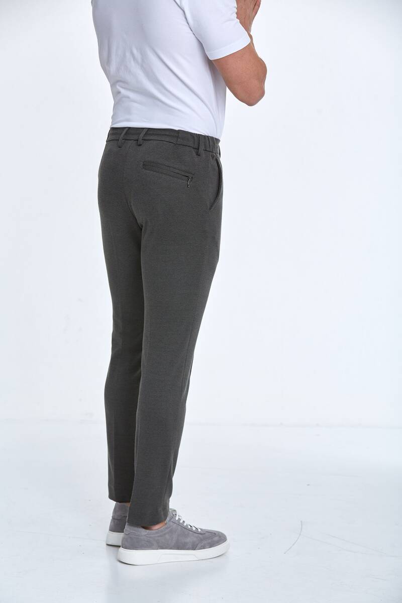 Slim Fit Knitted Men's Jogger Pants