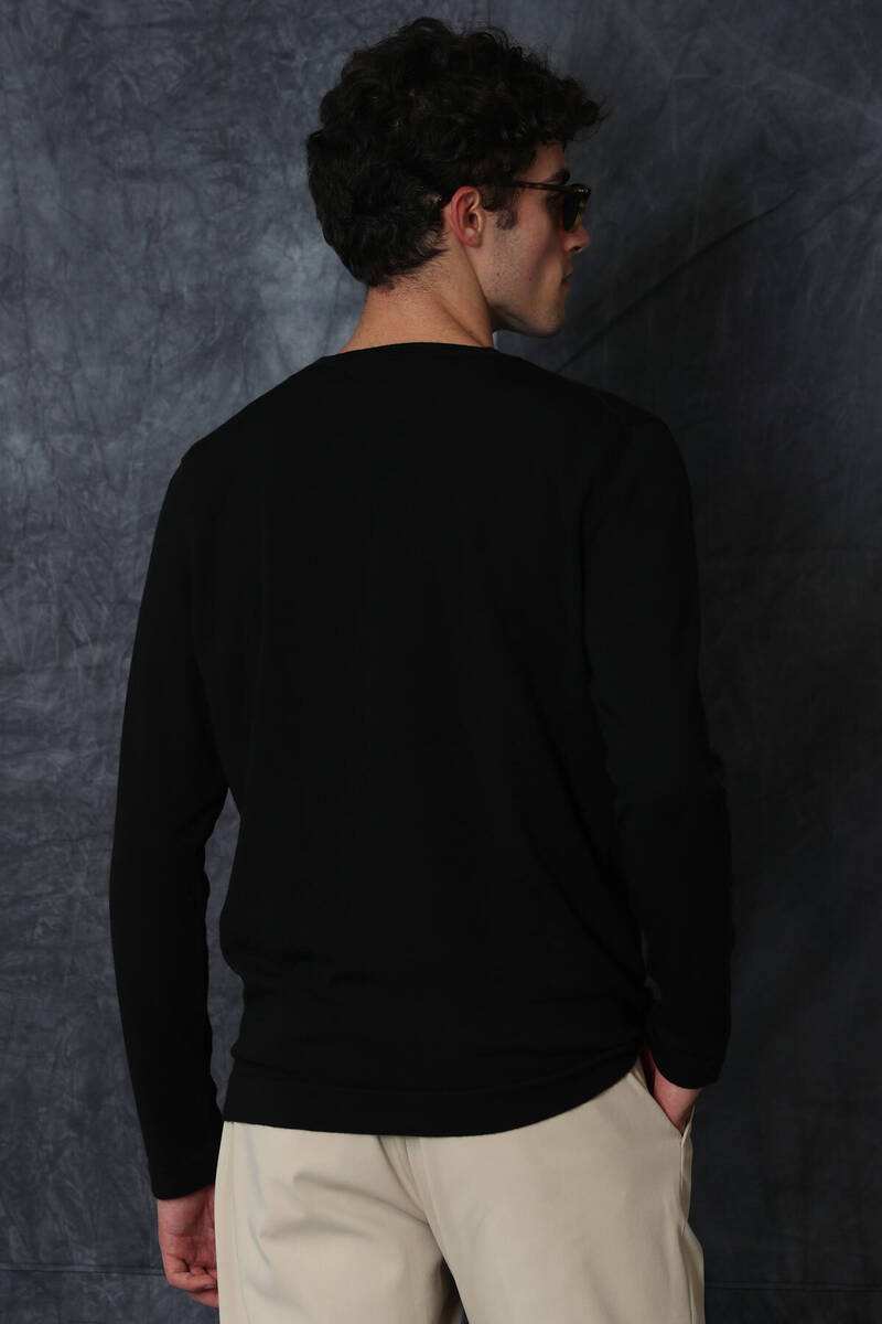 Star Men's Sweater - 11