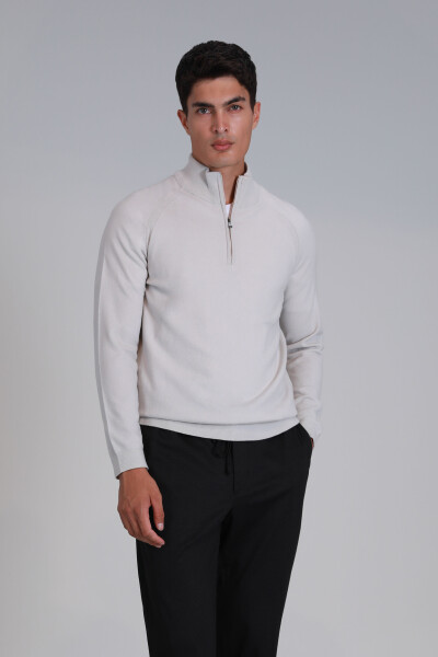 Stavan Men's Sweater Ecru - LUFIAN