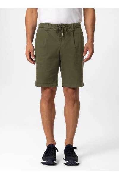 Topp Haki Renk Logo Detaylı Chino Şort 