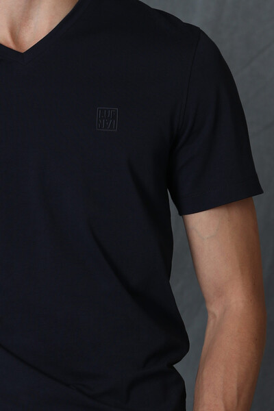 Tuna Modern Graphic T-Shirt - 18