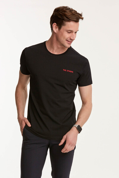 VOLTAJ - Мужская футболка с круглым вырезом и принтом UPWARD (1)
