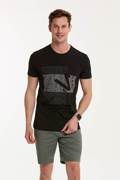 VOLTAJ - Мужская футболка с круглым вырезом и принтом букв V и узором (1)