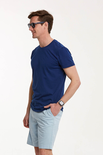 VOLTAJ - Мужская футболка с V-образным вырезом и круглым вырезом (1)