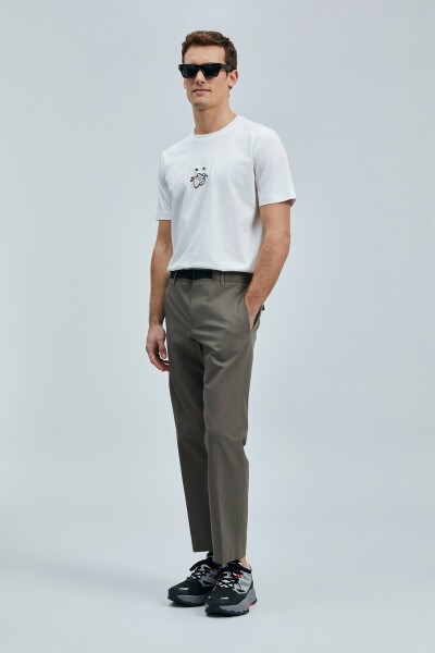 Zany Modern Grafik T- Shirt Beyaz - LUFIAN